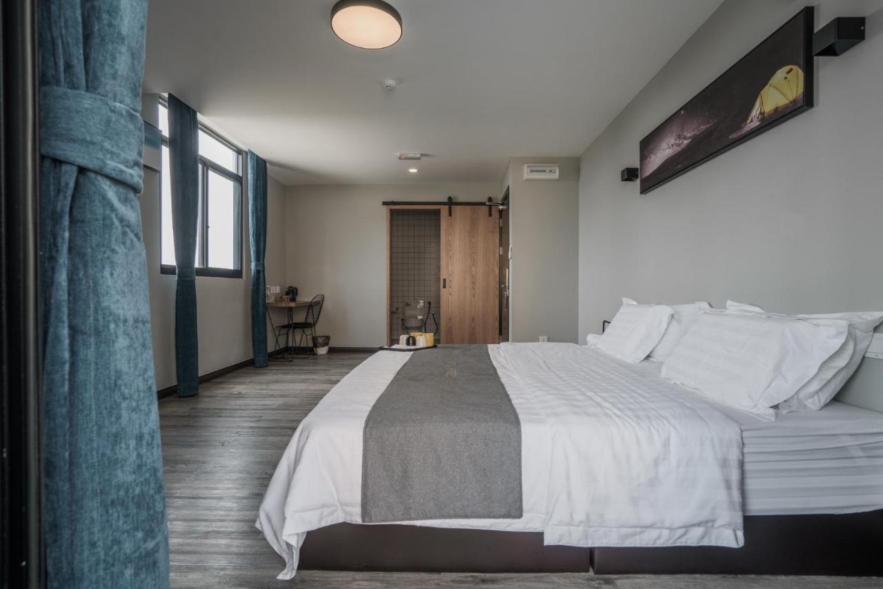 Paly Hotel Semporna Buitenkant foto